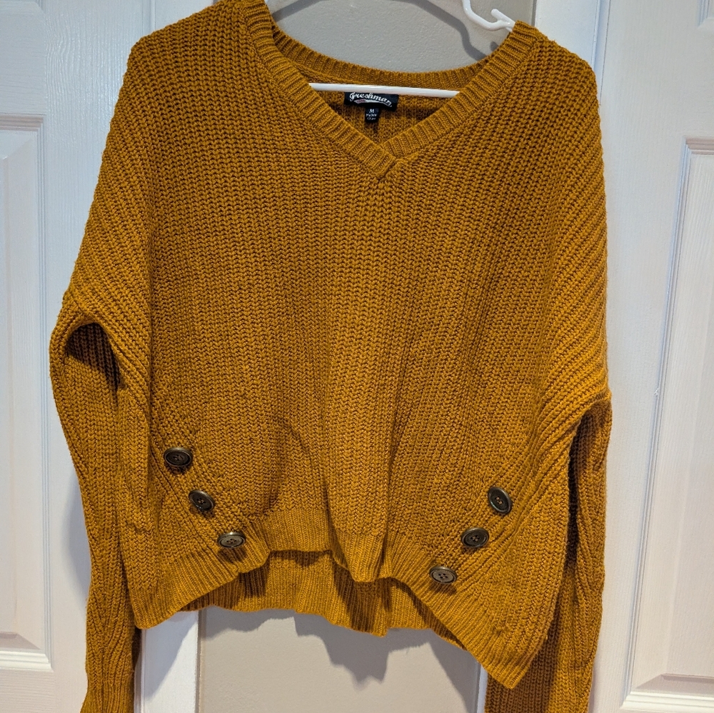 Freshman Mustard Button-Detail‎ Sweater